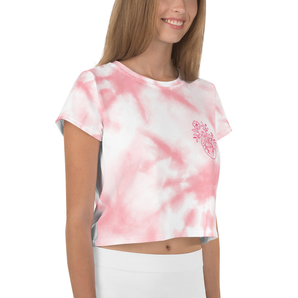 Crop-T-Shirt mit Tie-Dye-Muster in Rosa und anatomischem Herz auf der Vorderseite – stilvoll und bequem