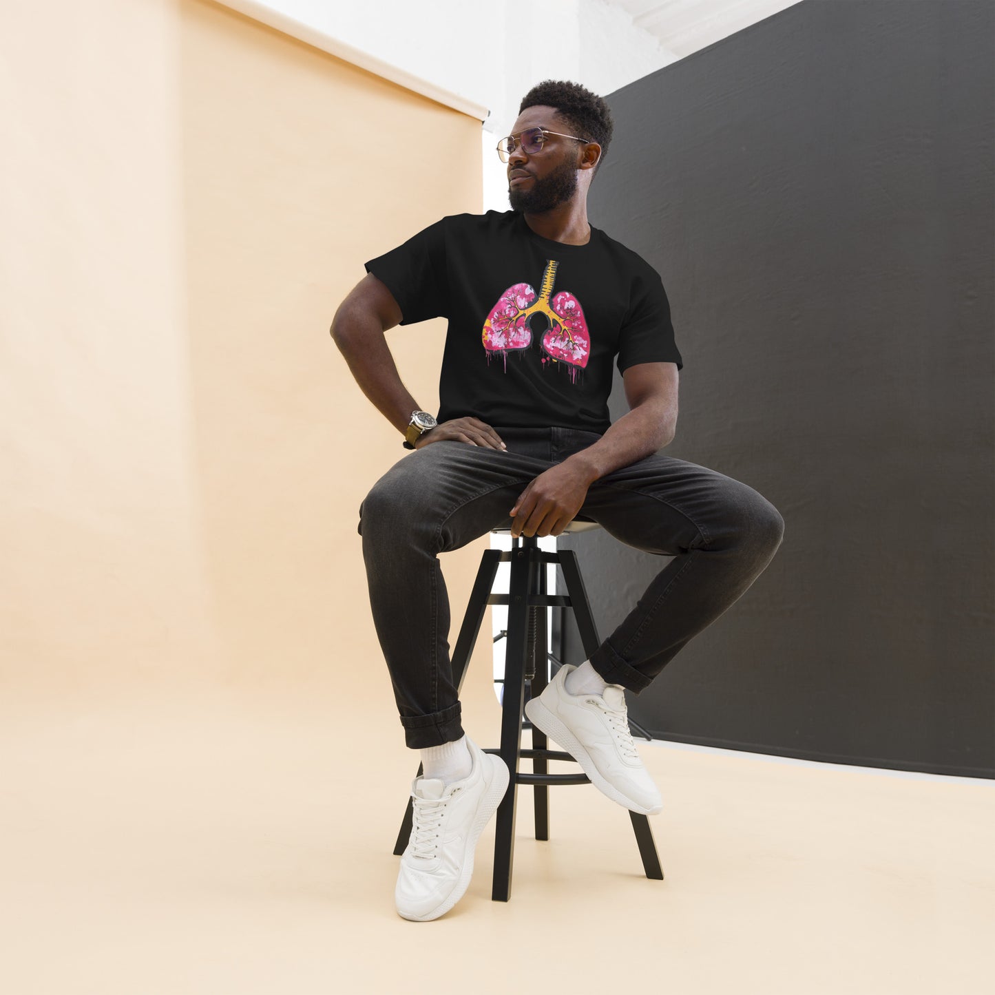 Unisex-T-Shirt aus Baumwolle mit farbenfrohem Lungenmotiv – ideal für Mediziner und Kunstliebhaber